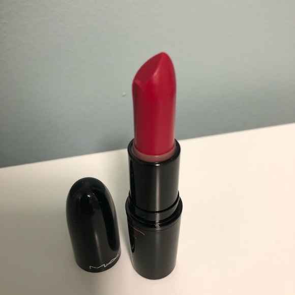 New MAC Julia Petit red lipstick *Limited Edition - Picture 5 of 7